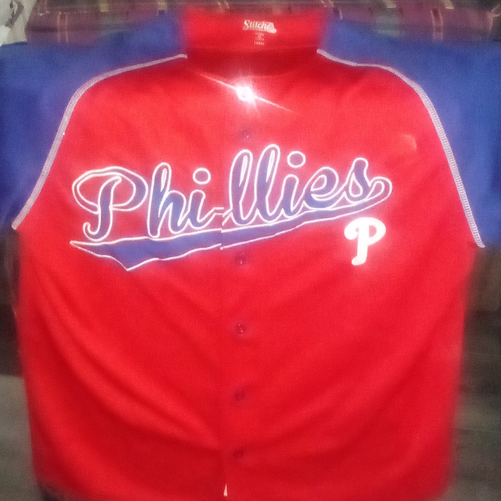 Phillies shirt
